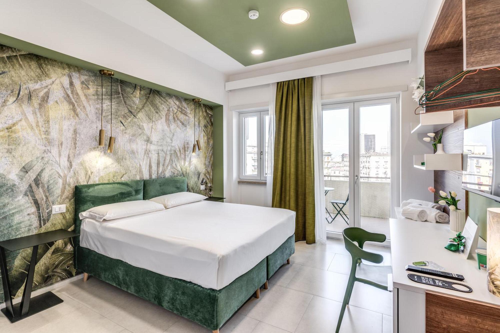 National Square Napoli Hotel ภายนอก รูปภาพ